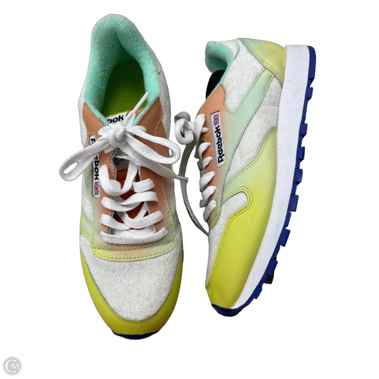 Shoes Sneakers By Reebok In Green & White, Size: 8