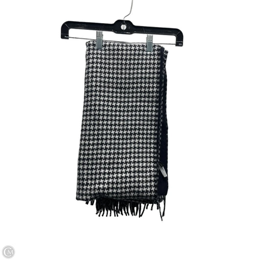 Scarf Winter By Talbots In Black & White