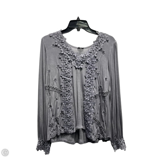 Top Long Sleeve By Pol In Grey, Size: S