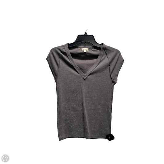 Top Short Sleeve By Pol In Grey, Size: S