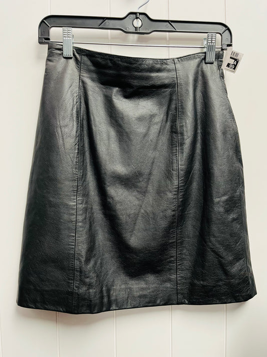 Skirt Mini & Short By Wilsons Leather  Size: 6