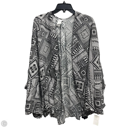 Kimono By Clothes Mentor In Black & White, Size: 2x
