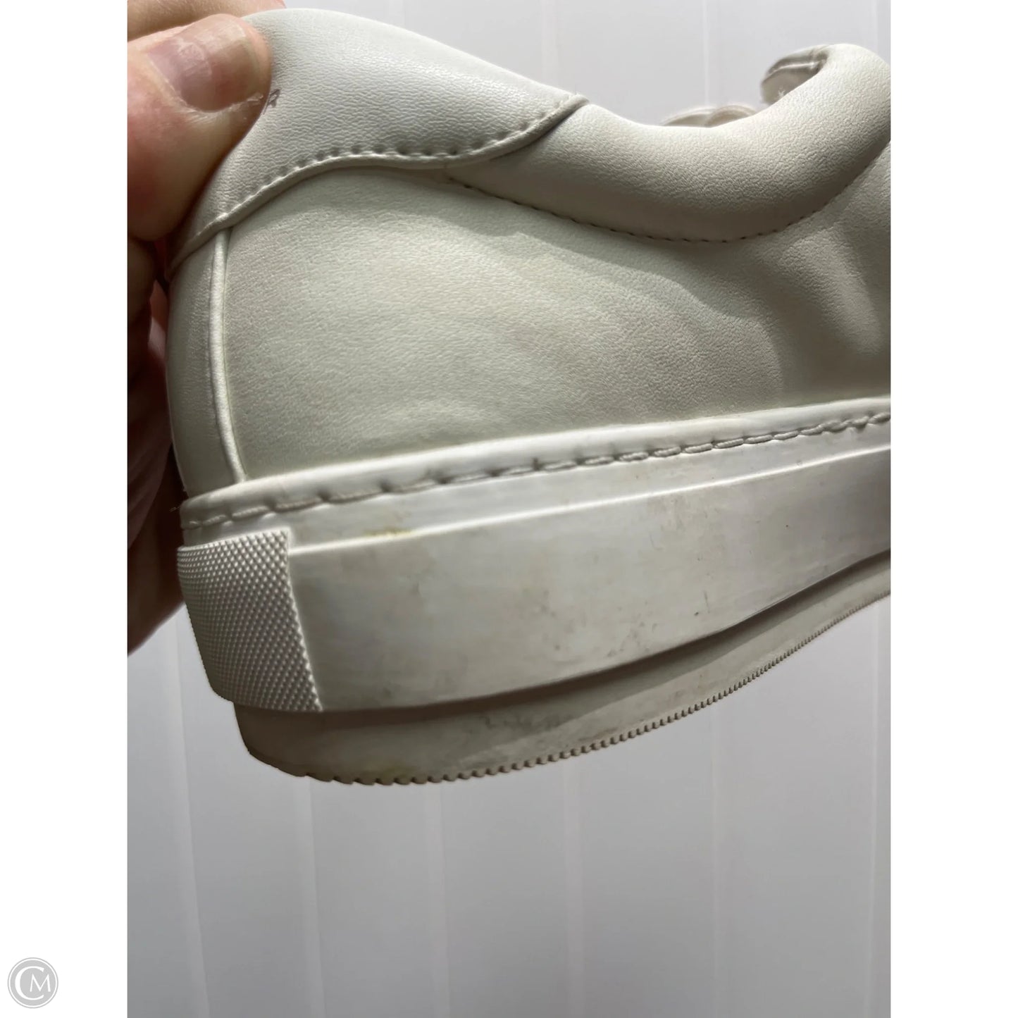 Shoes Sneakers By Kurt Geiger London In White, Size: 9