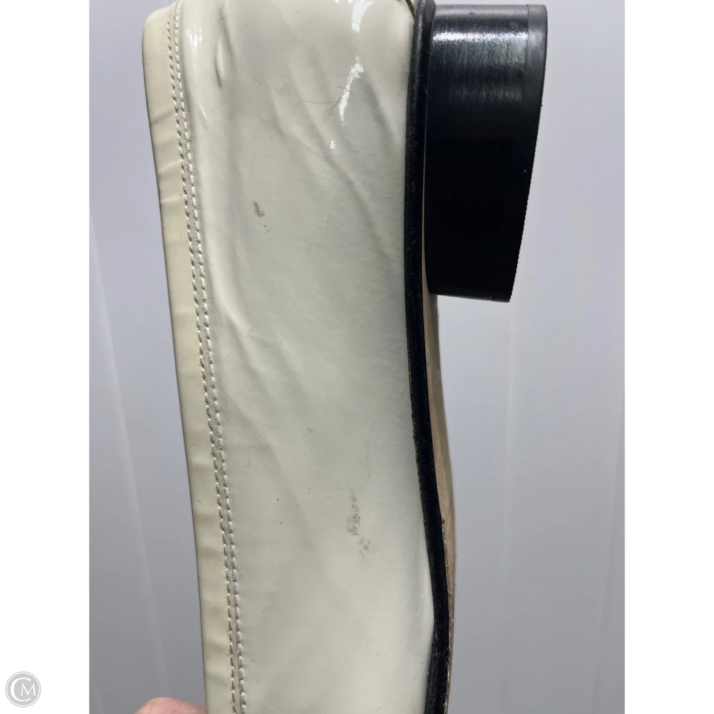 Shoes Designer By Stuart Weitzman In Cream, Size: 10