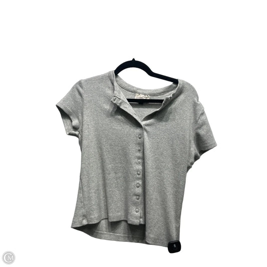 Top Short Sleeve By Universal Thread In Grey, Size: Xl
