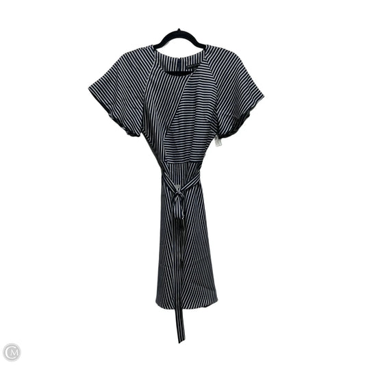 Dress Casual Short By Banana Republic In Blue & White, Size: 0
