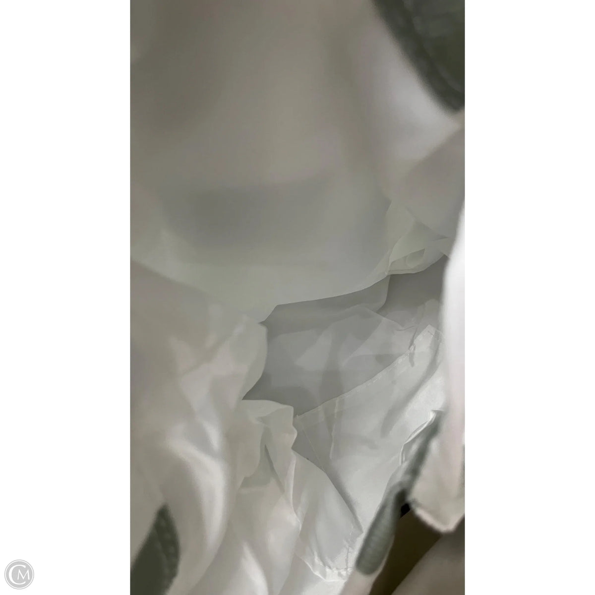 Tote By Clothes Mentor, Size: Medium