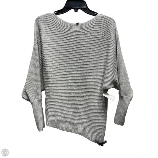 Sweater By Express In Grey, Size: Xs