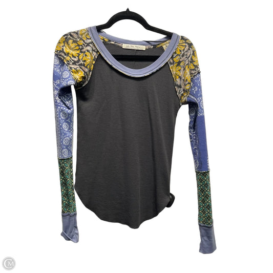 Top Long Sleeve By We The Free In Blue & Yellow, Size: Xs