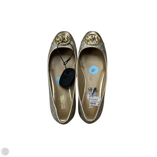Shoes Designer By Michael Kors In Gold, Size: 6