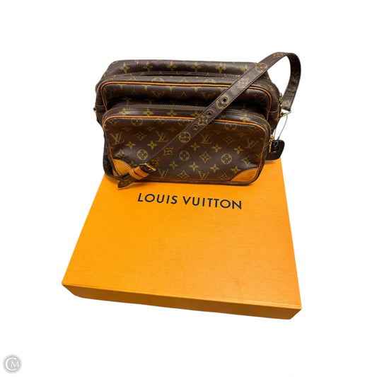 Handbag Luxury Designer By Louis Vuitton, Size: Medium
