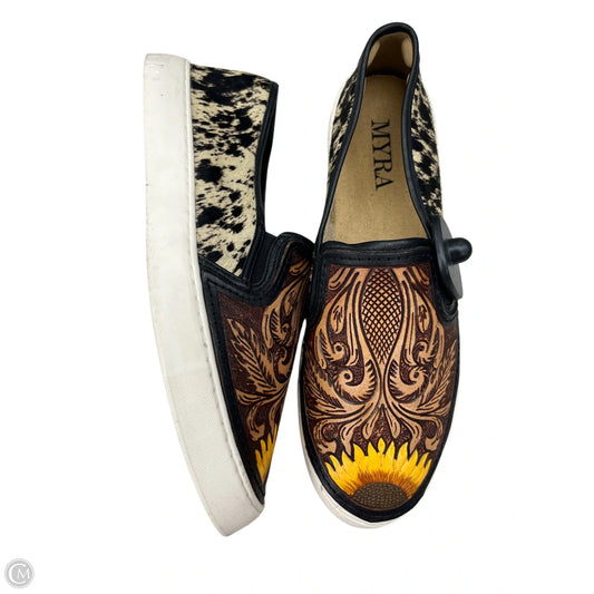 Shoes Flats By Myra In Brown, Size: 11