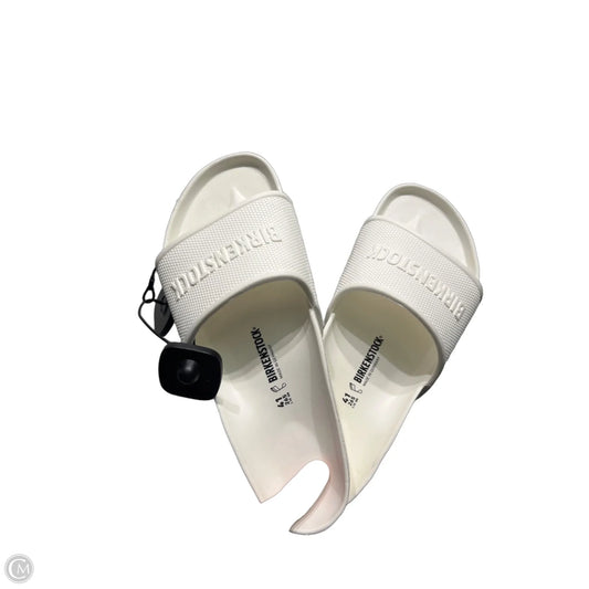 Sandals Flats By Birkenstock In White, Size: 10