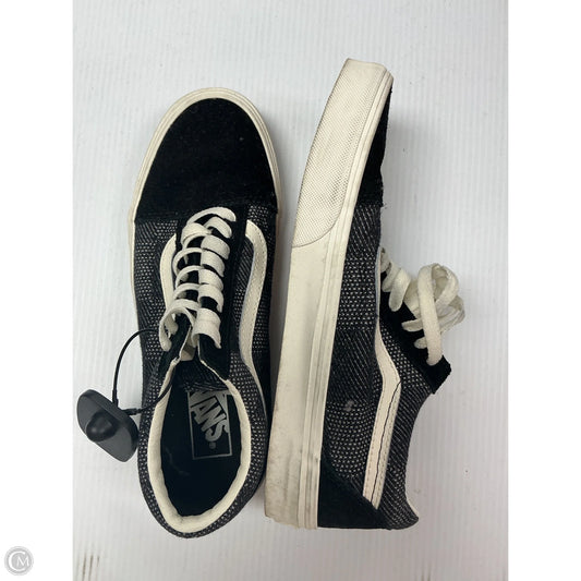 Shoes Sneakers By Vans In Black & White, Size: 9
