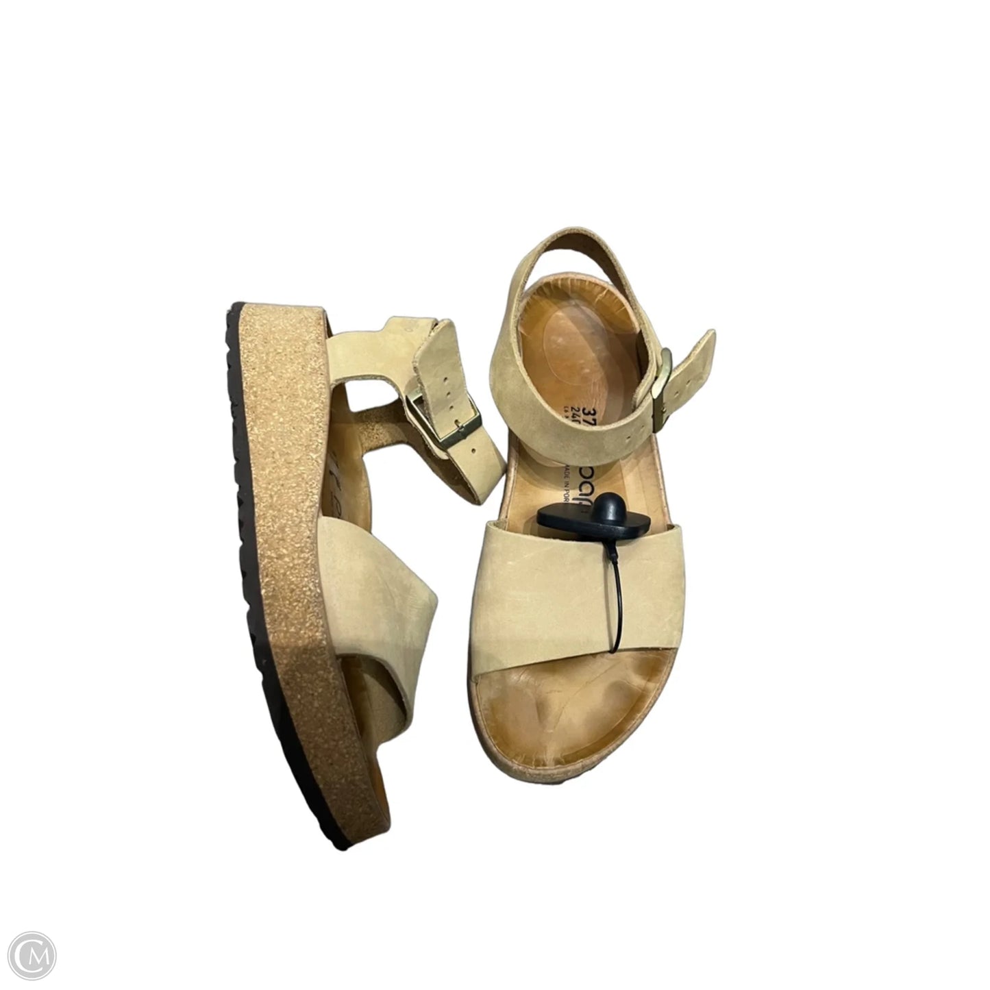 Sandals Flats By Clothes Mentor In Tan, Size: 6