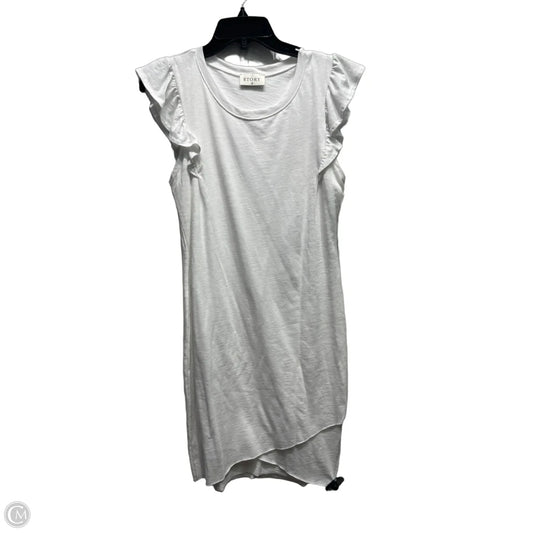 Dress Casual Short By Clothes Mentor In White, Size: M