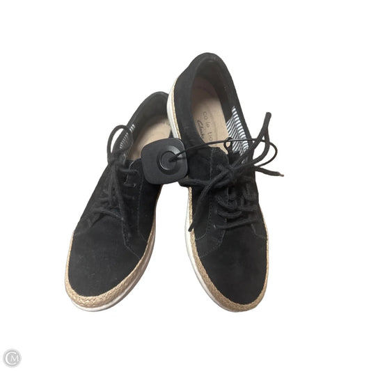 Shoes Sneakers By Clarks In Black, Size: 5.5