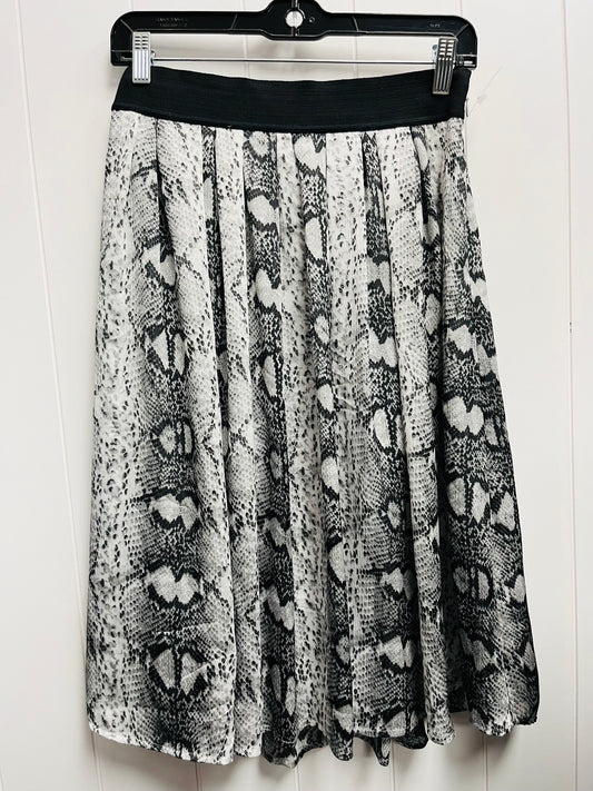 Skirt Midi By White House Black Market O  Size: 4