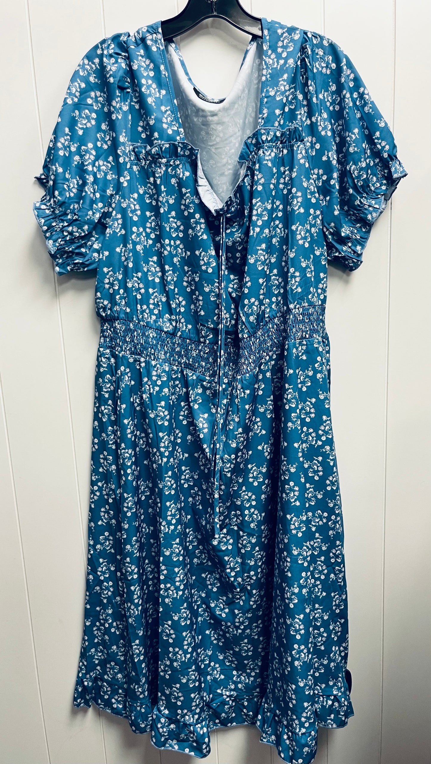 Dress Casual Maxi By Clothes Mentor In Blue & White, Size: 2x