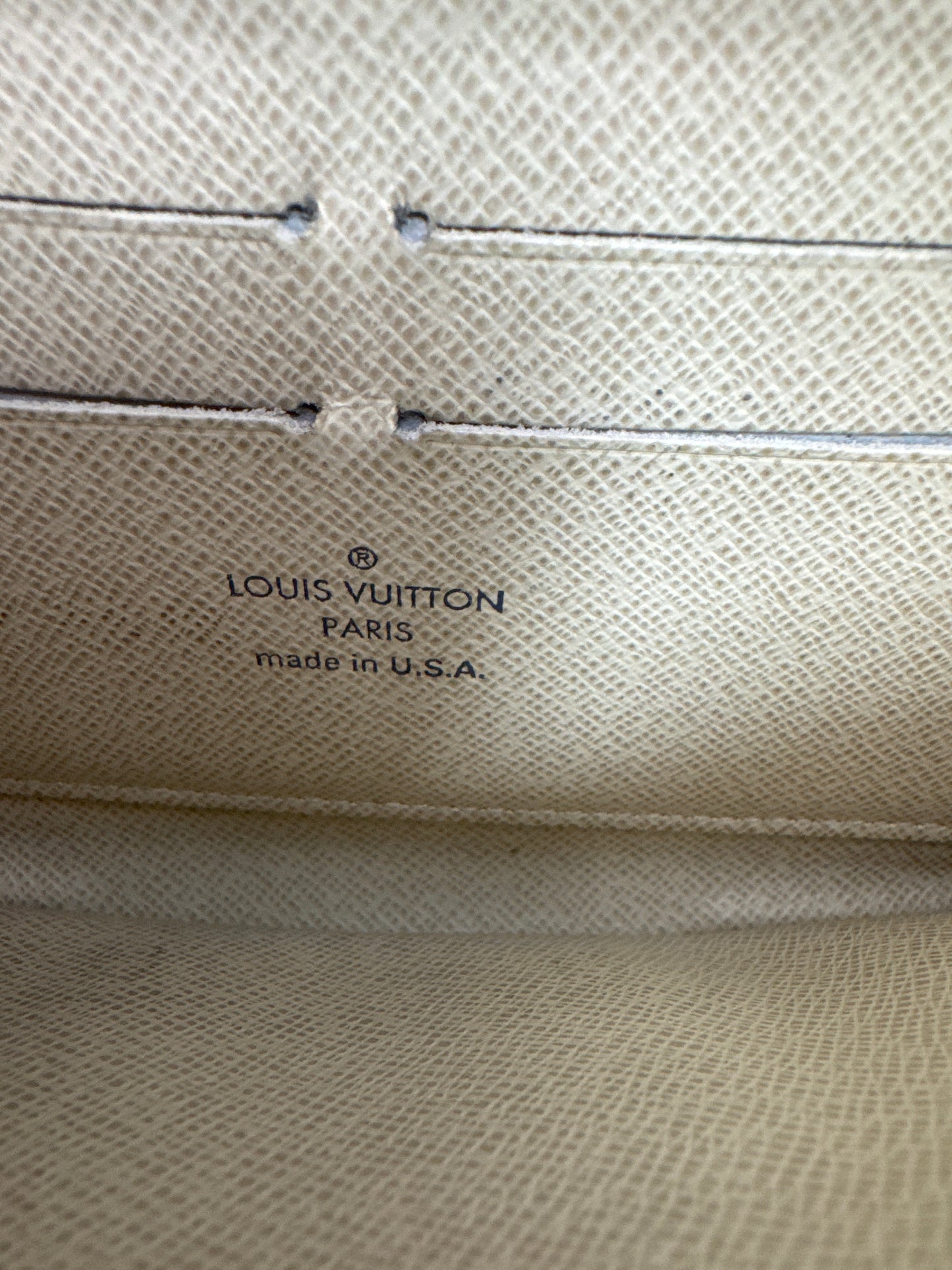 Wallet Luxury Designer By Louis Vuitton, Size: Large