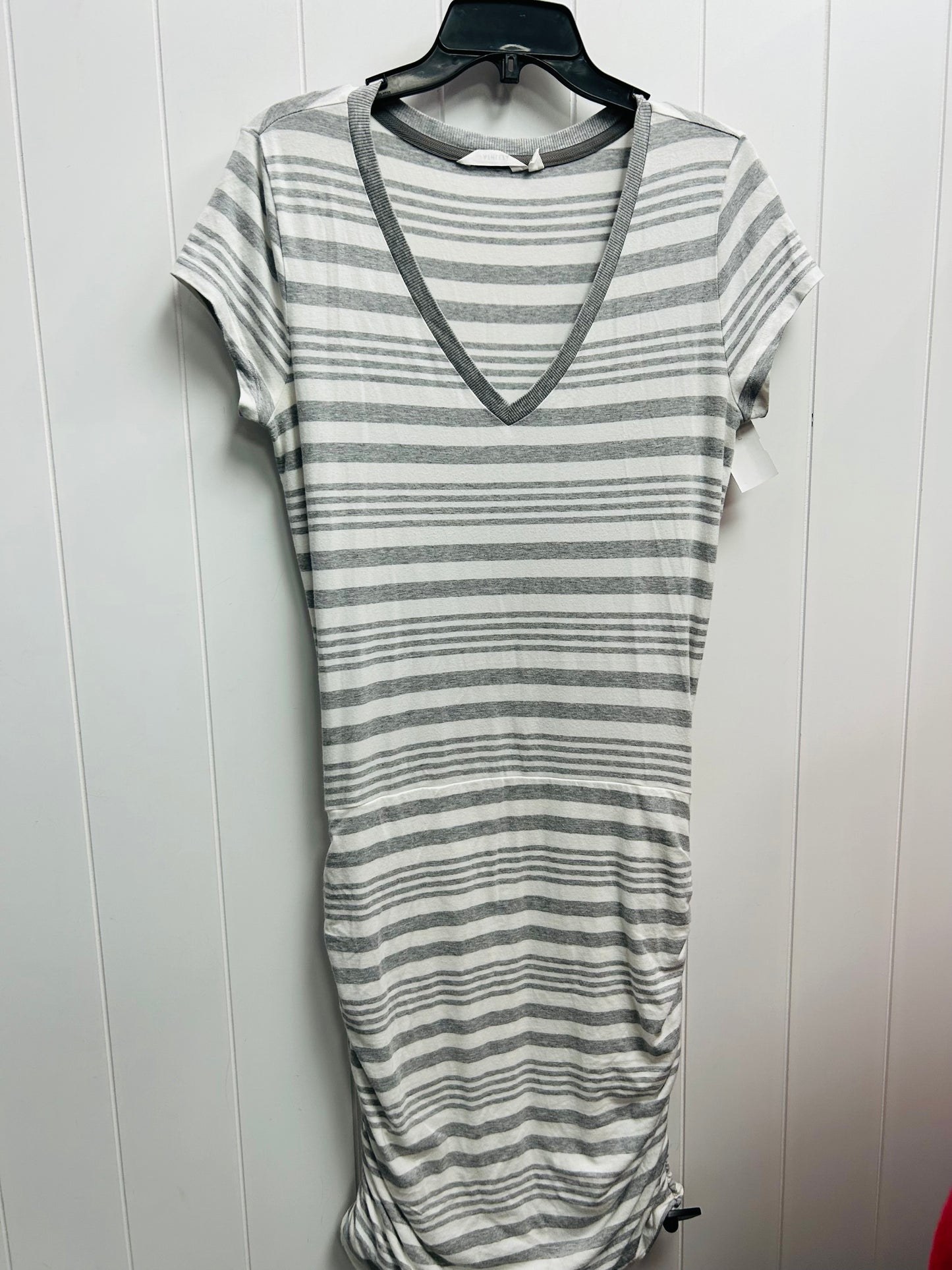 Dress Casual Midi By Athleta In Grey, Size: M