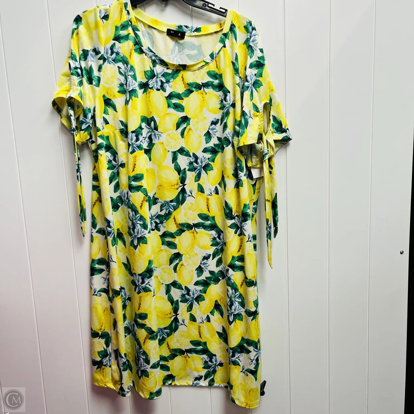 Dress Casual Short By Tacera In Green & Yellow, Size: 2x