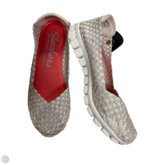 Shoes Flats By Skechers In Green, Size: 8