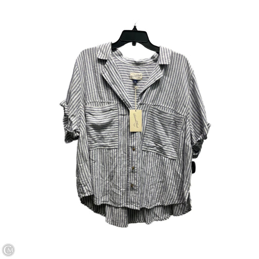 Top Short Sleeve By Universal Thread In Blue & White, Size: Xxl