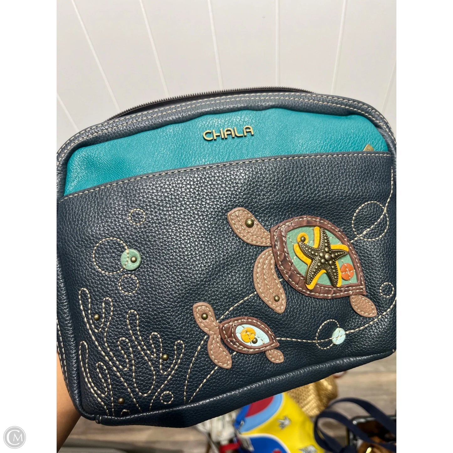 Crossbody By Chala, Size: Medium