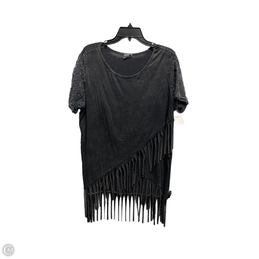Top Short Sleeve By  tea party In Grey, Size: Xl