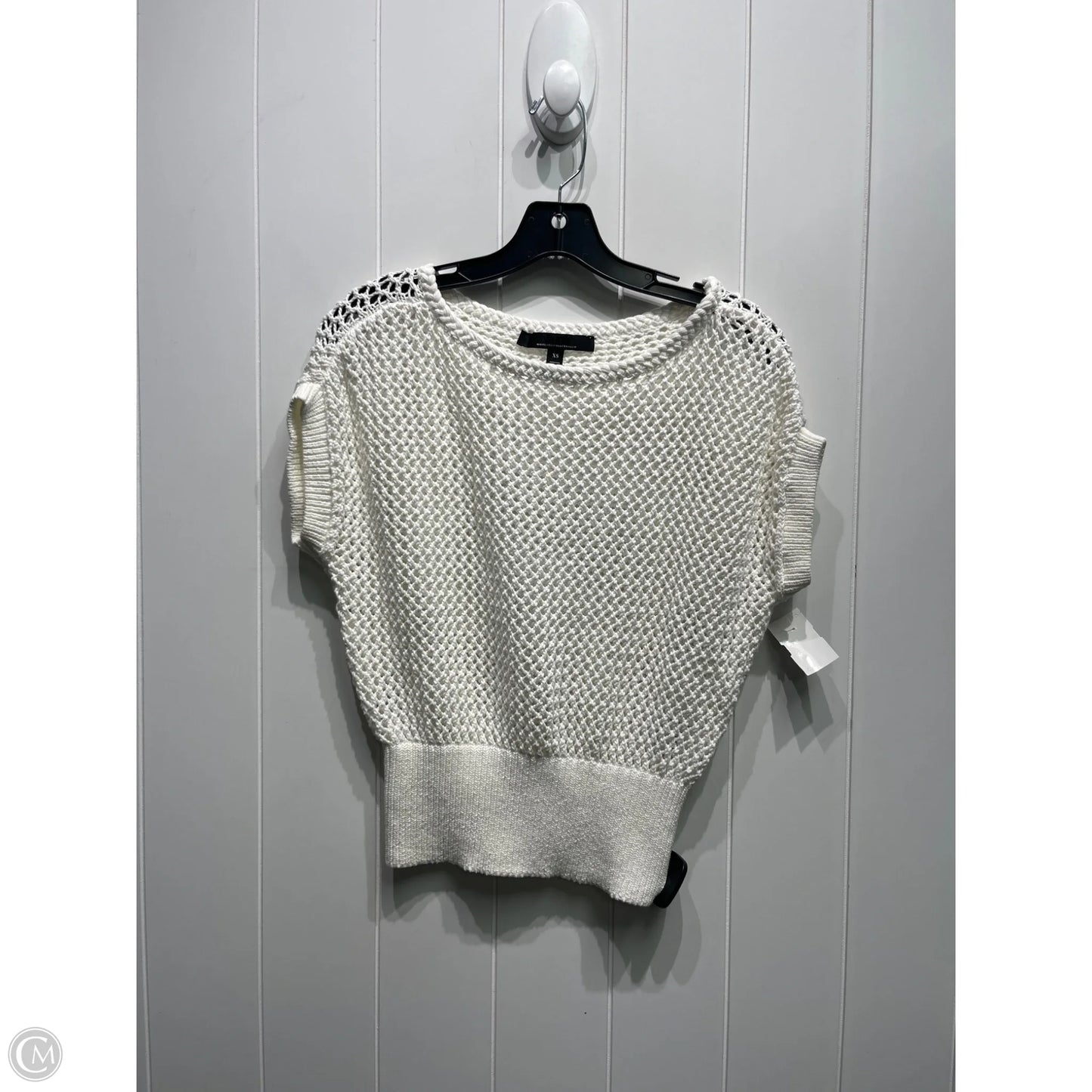 Sweater Short Sleeve By White House Black Market In Cream, Size: Xs