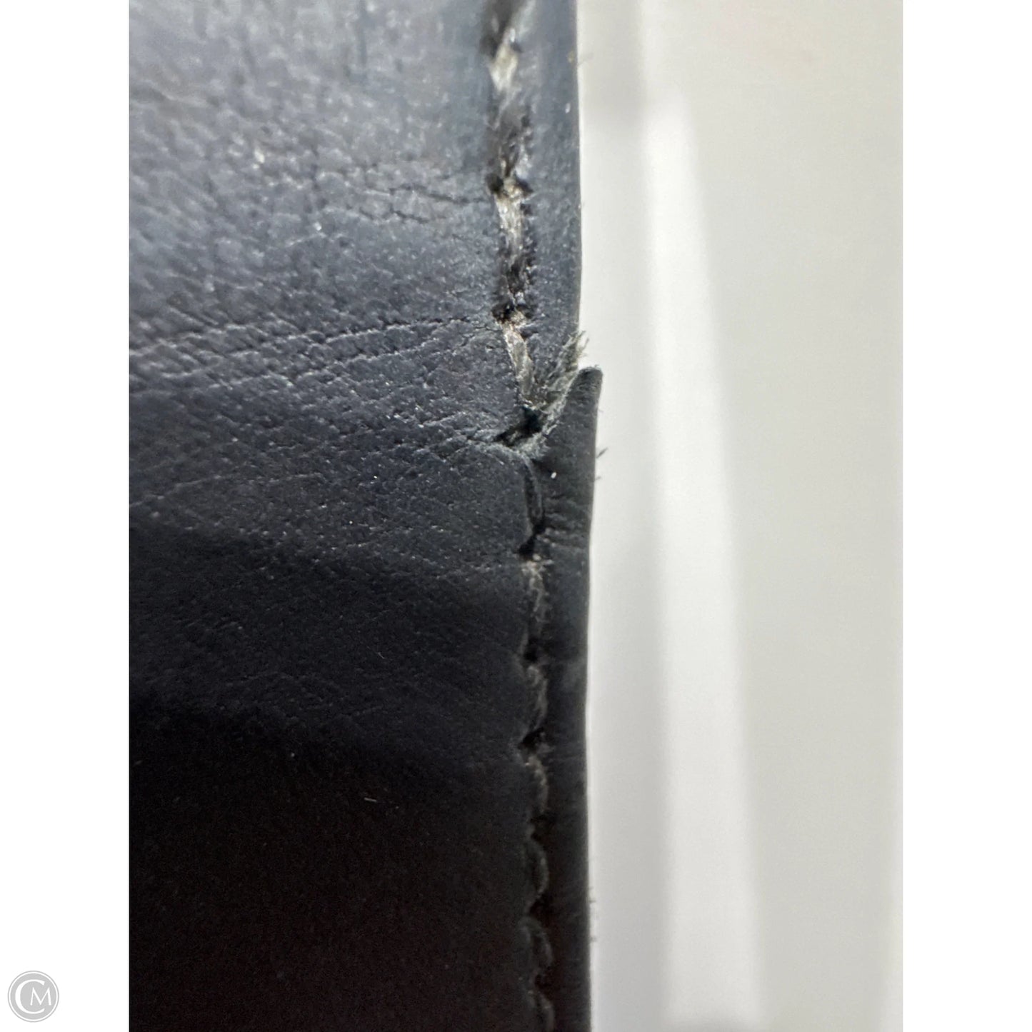 Handbag Luxury Designer By Gucci, Size: Medium