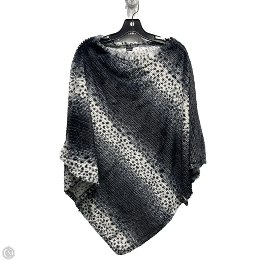 Shawl By Clothes Mentor In Black & Grey, Size: M