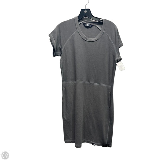 Dress Casual Short By The North Face In Grey, Size: M