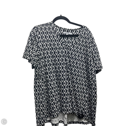 Top Short Sleeve By Chicos In Black & White, Size: Xl