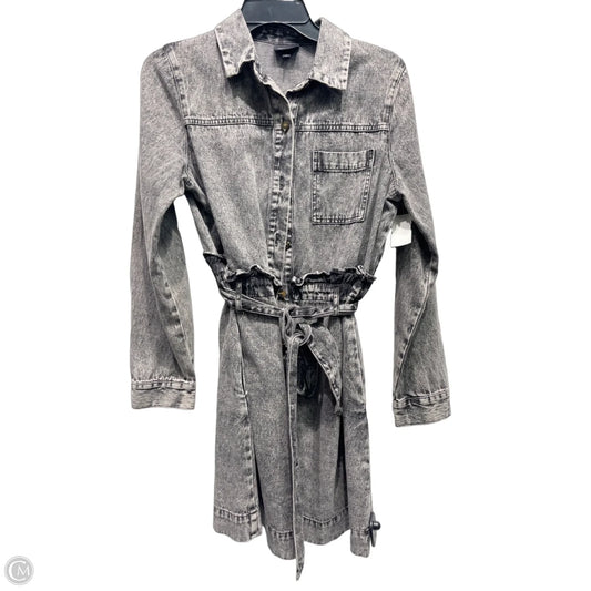Dress Casual Short By Who What Wear In Grey, Size: S