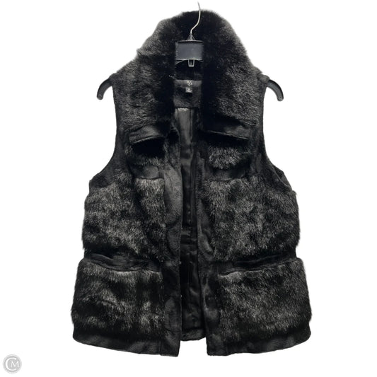 Vest Faux Fur & Sherpa By Clothes Mentor In Black, Size: M